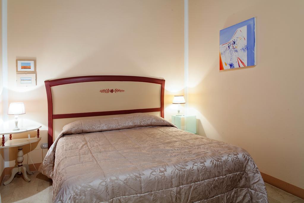 Cavour33 Bed and Breakfast Massa  Eksteriør billede